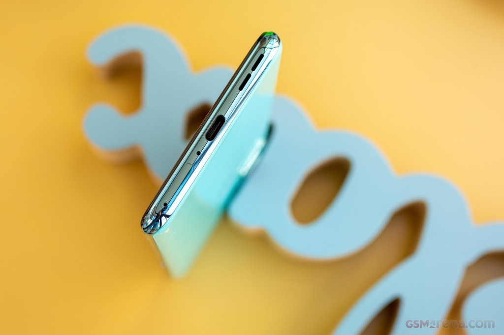 OnePlus Nord 2 5G hands-on photo 13