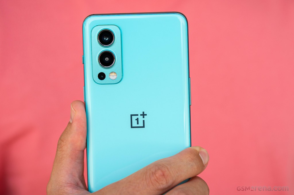 OnePlus Nord 2 5G hands-on photo 24