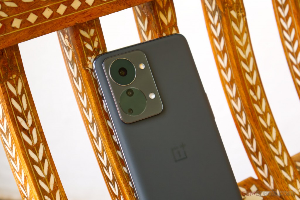 OnePlus Nord 2T hands-on photo 1