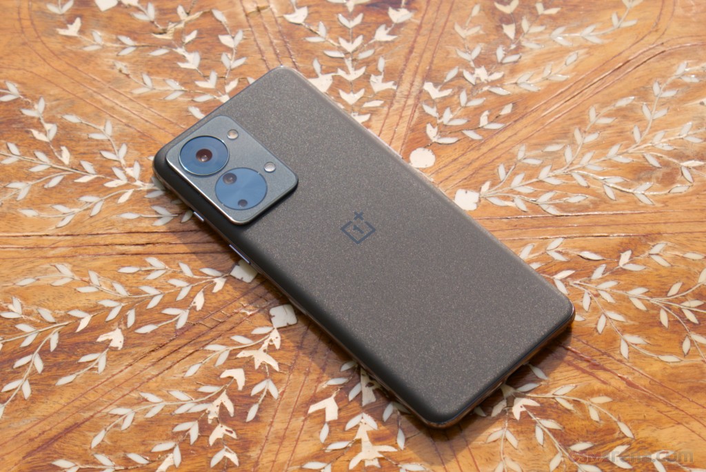 OnePlus Nord 2T hands-on photo 3