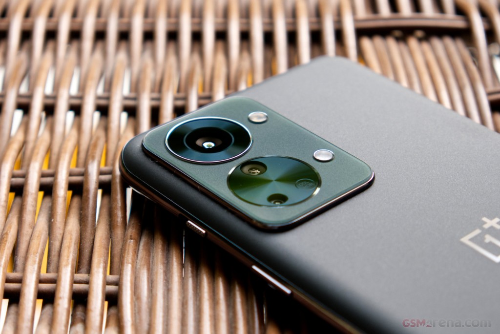 OnePlus Nord 2T hands-on photo 8