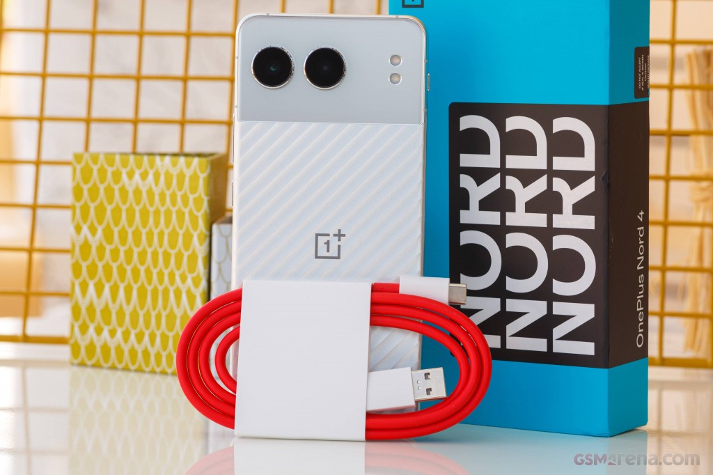 OnePlus Nord 4 hands-on photo 1