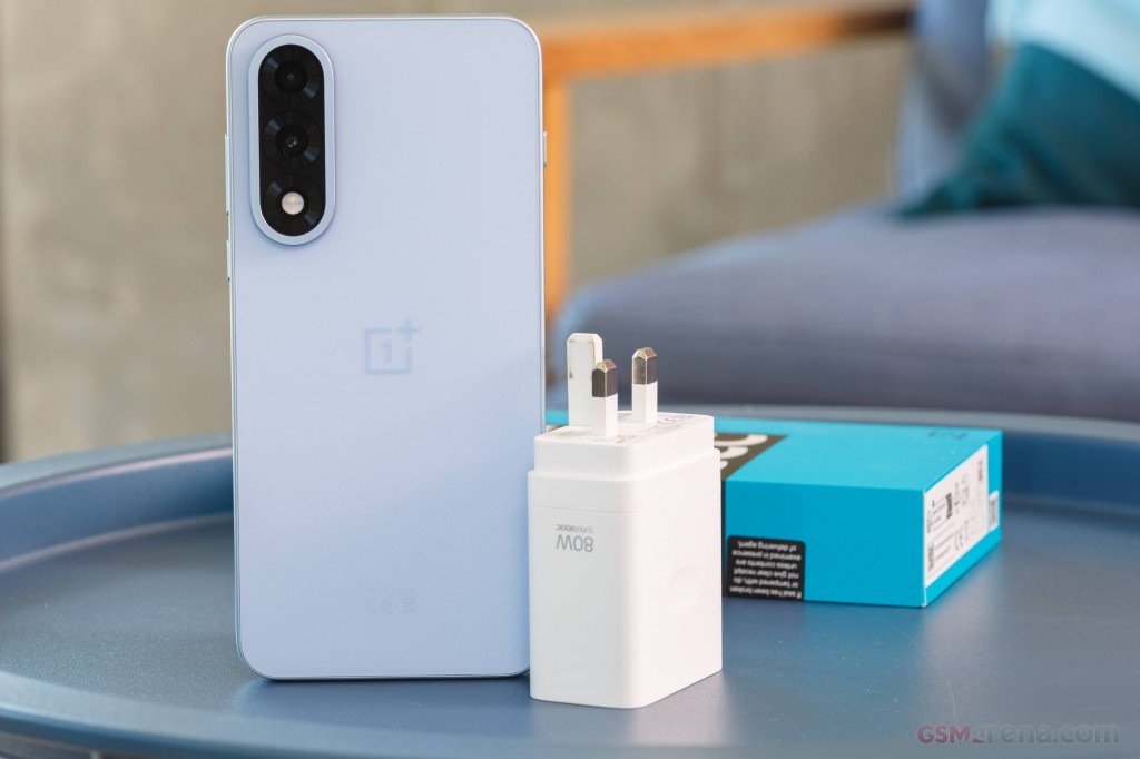 OnePlus Nord 5 hands-on photo 2