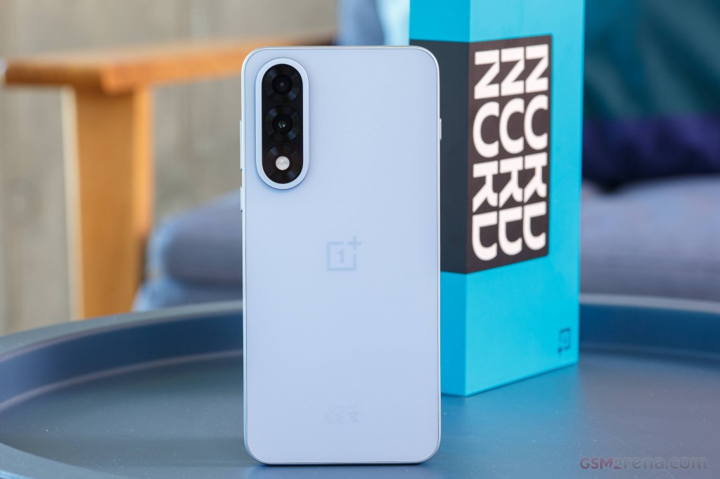 OnePlus Nord 5 hands-on photo 3