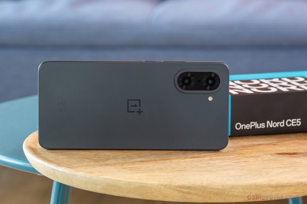 OnePlus Nord CE5 hands-on photo 4