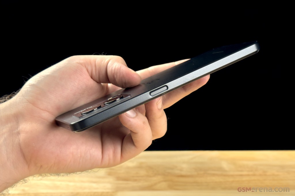 OnePlus Nord N300 hands-on photo 6