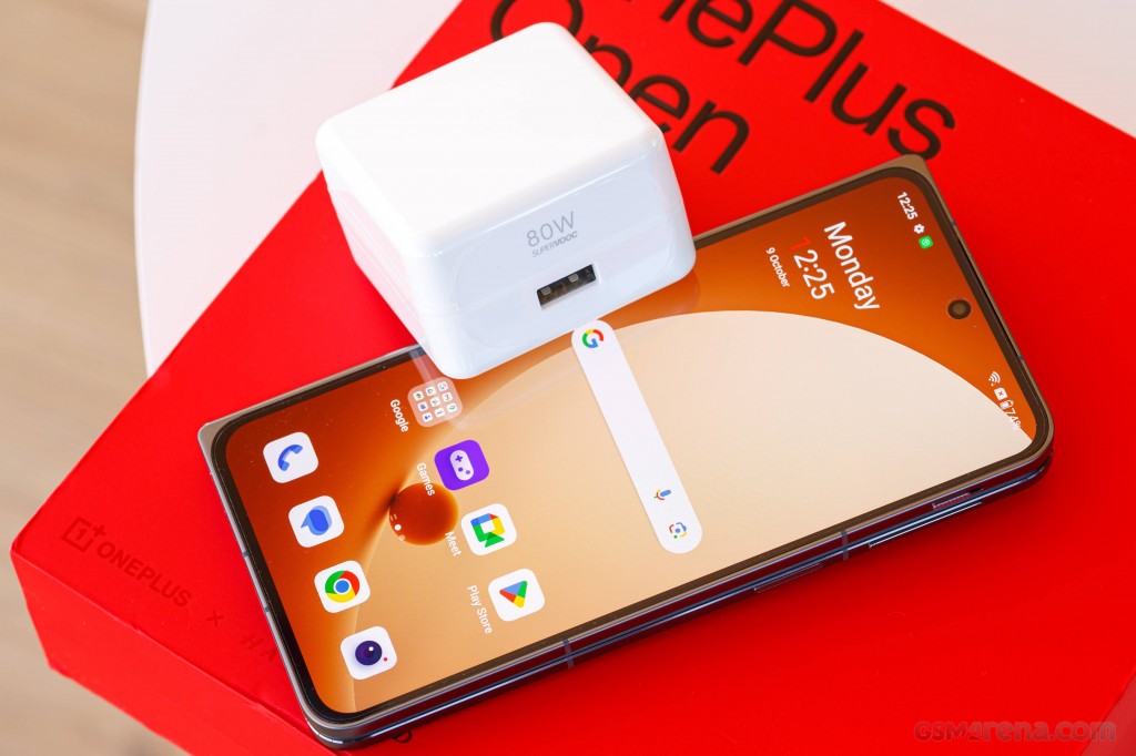OnePlus Open hands-on photo 2
