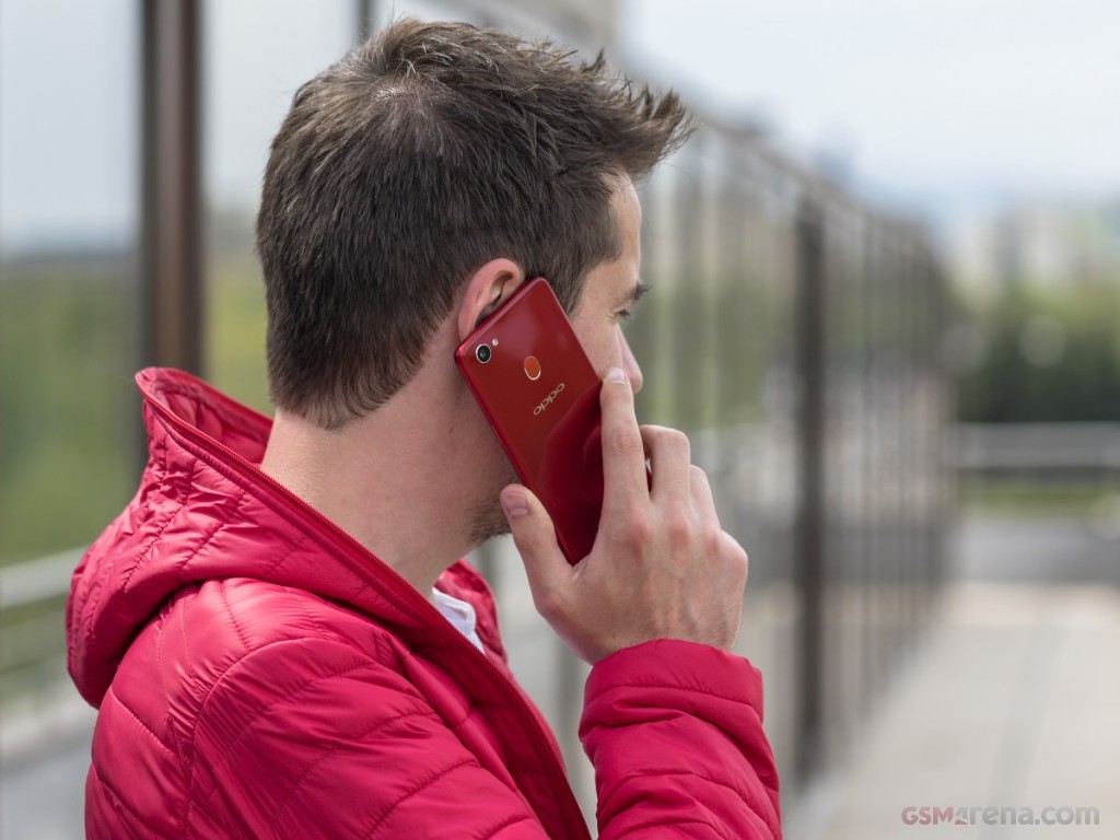 Oppo F7 hands-on photo 4