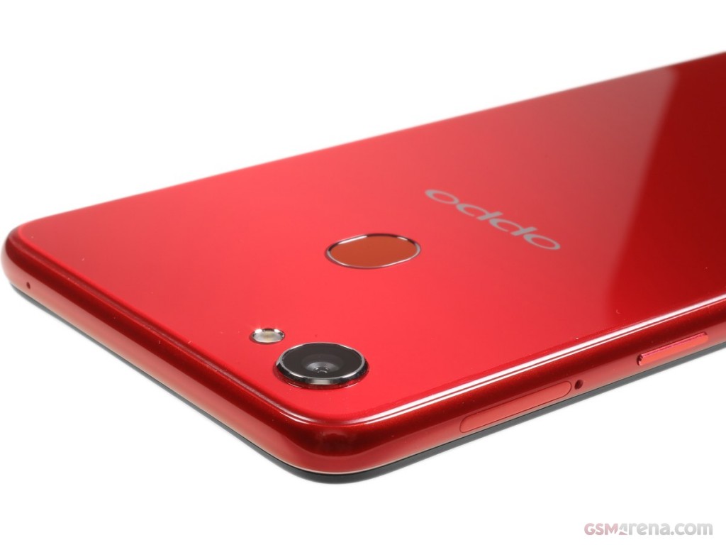 Oppo F7 hands-on photo 10