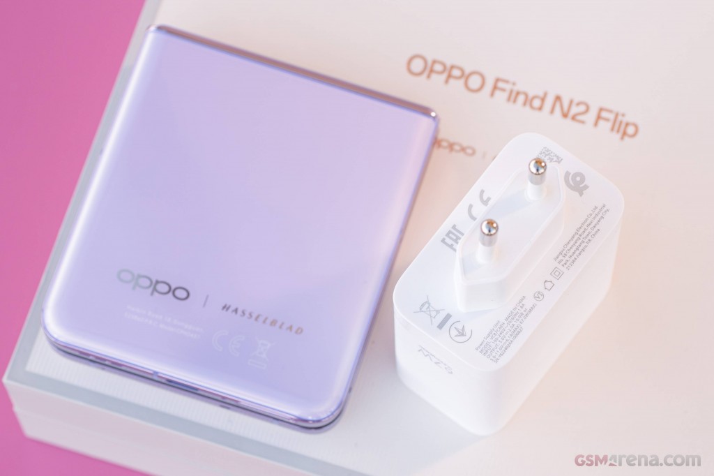 Oppo Find N2 Flip hands-on photo 2