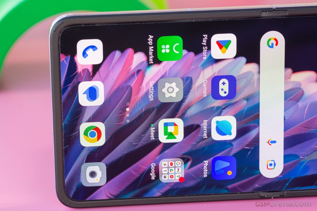 Oppo Find N2 Flip hands-on photo 13
