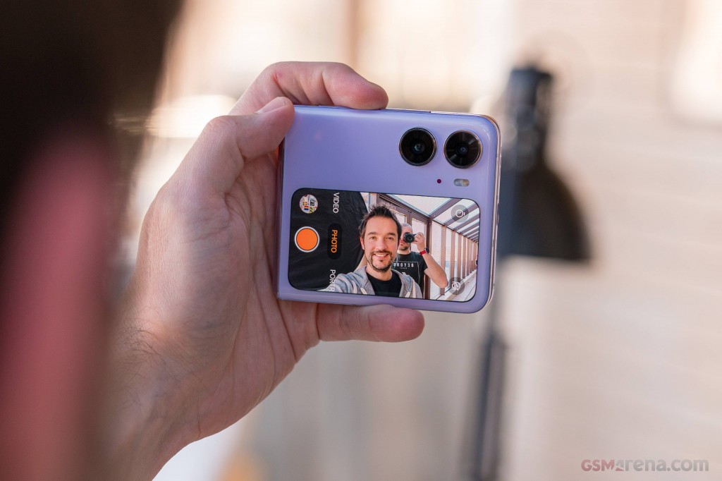 Oppo Find N2 Flip hands-on photo 20