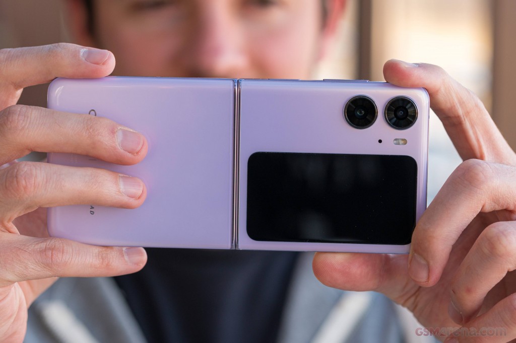 Oppo Find N2 Flip hands-on photo 25
