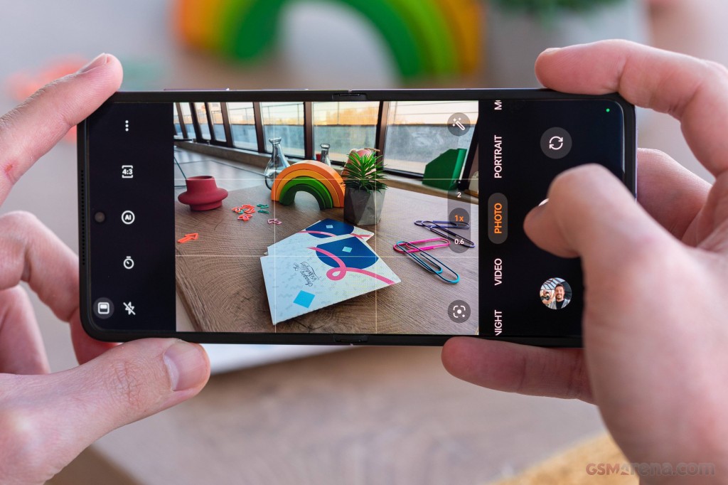 Oppo Find N2 Flip hands-on photo 33