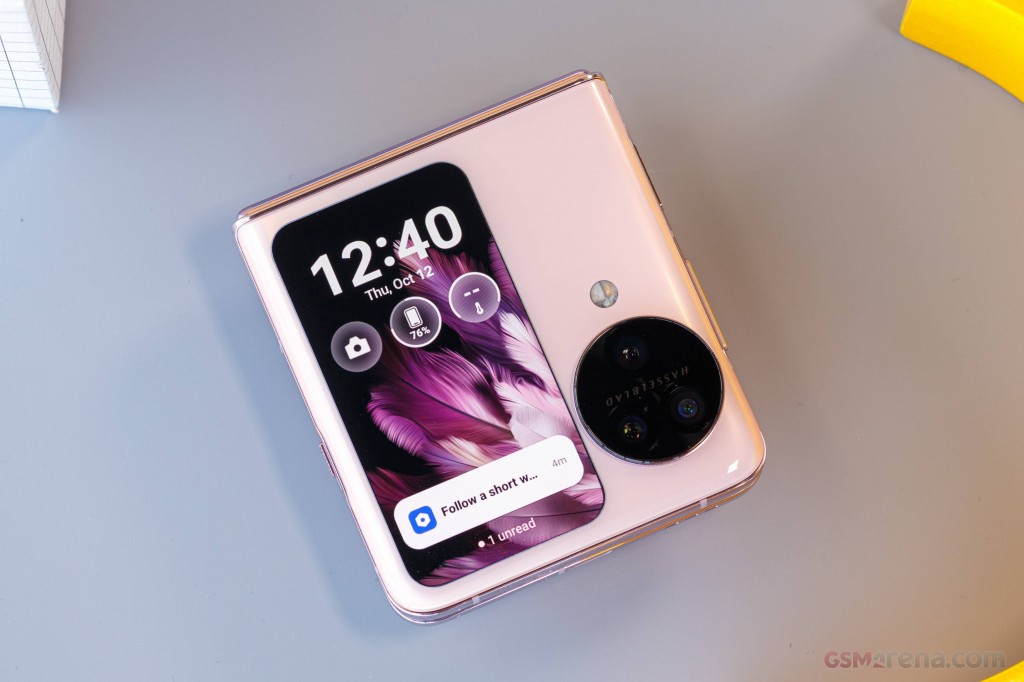 Oppo Find N3 Flip hands-on photo 6