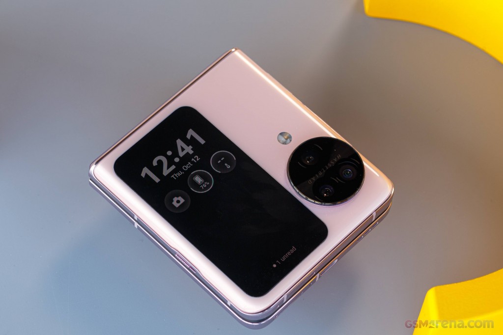 Oppo Find N3 Flip hands-on photo 7