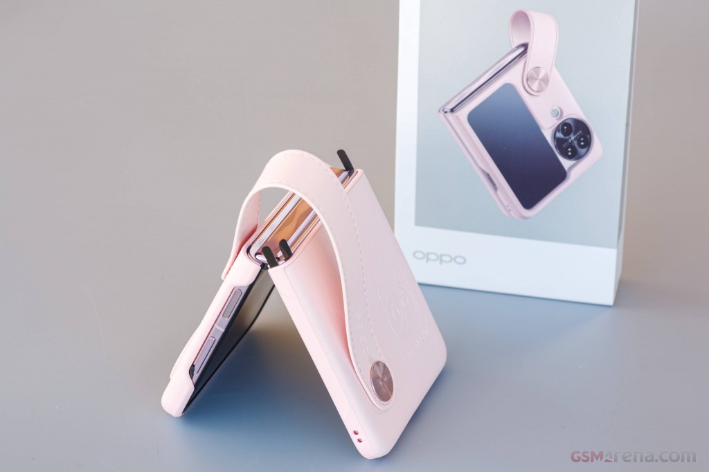 Oppo Find N3 Flip hands-on photo 21