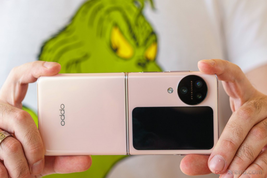Oppo Find N3 Flip hands-on photo 25