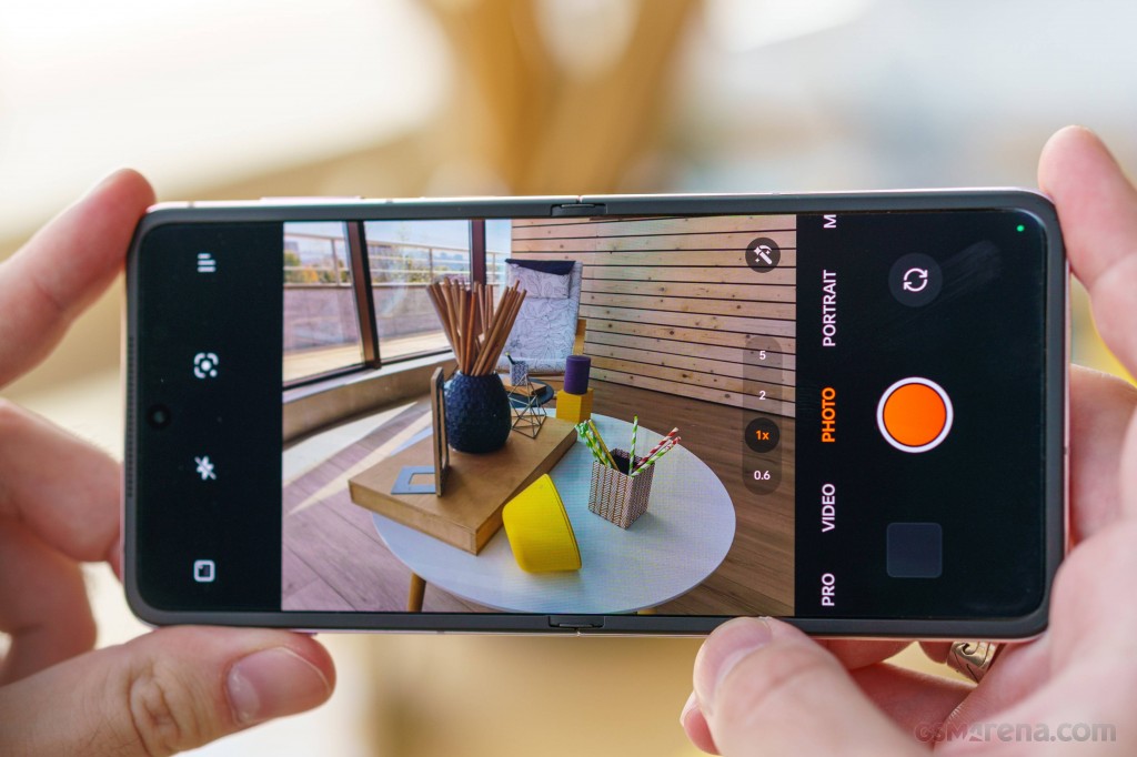 Oppo Find N3 Flip hands-on photo 27