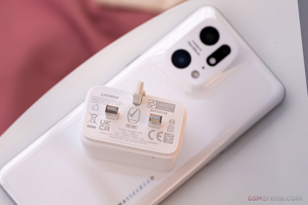 Oppo Find X5 Pro hands-on photo 2