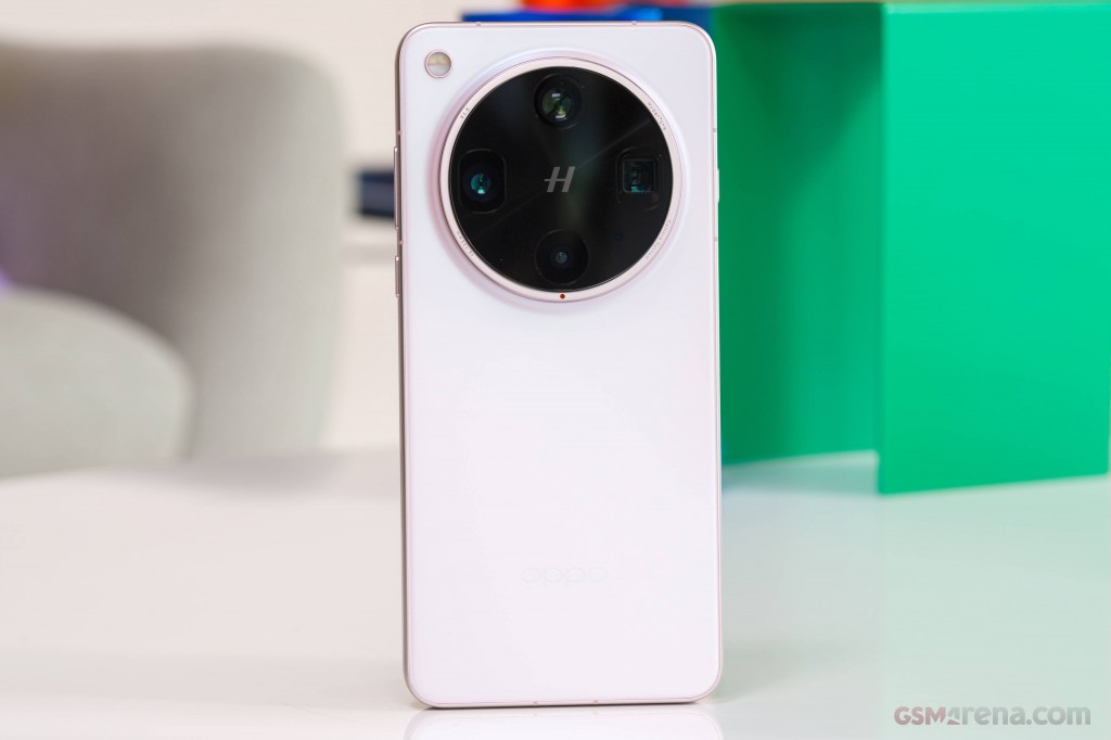 Oppo Find X8 Ultra hands-on photo 3