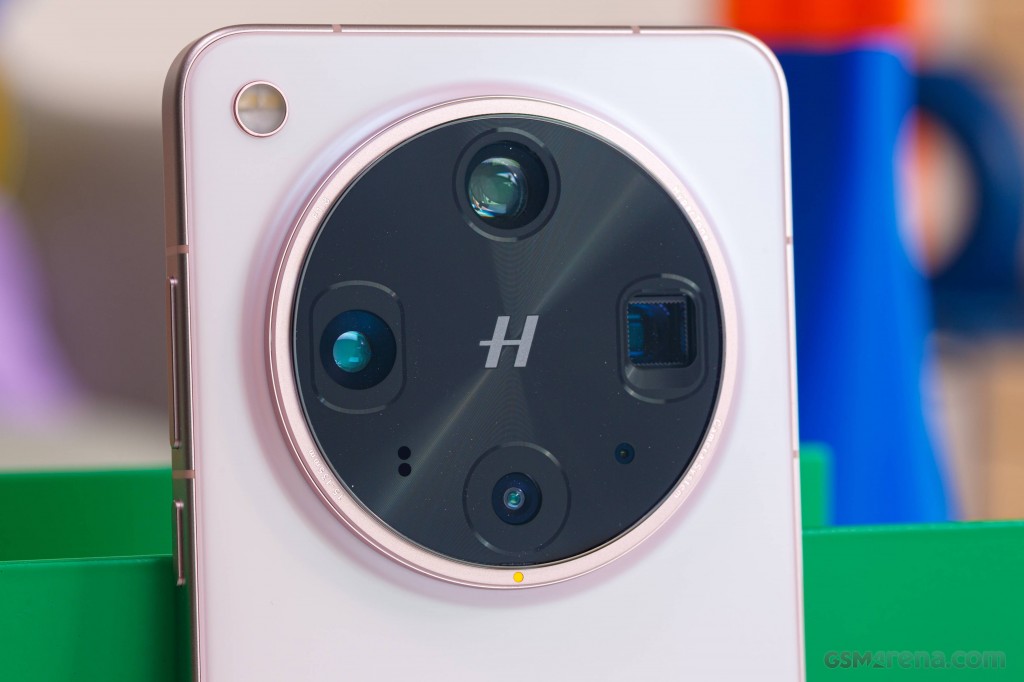 Oppo Find X8 Ultra hands-on photo 7