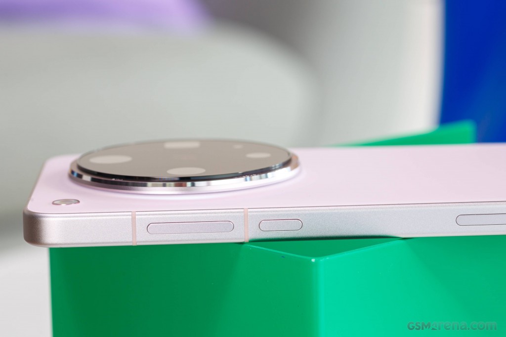 Oppo Find X8 Ultra hands-on photo 13
