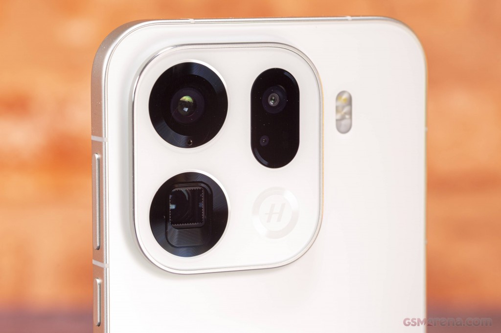 Oppo Find X9 Pro hands-on photo 4