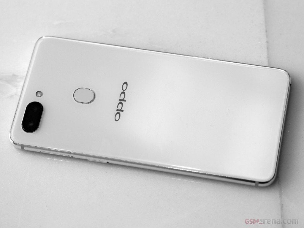 Oppo R15 Pro hands-on photo 5