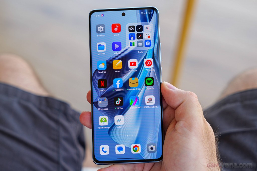 Oppo Reno10 hands-on photo 27
