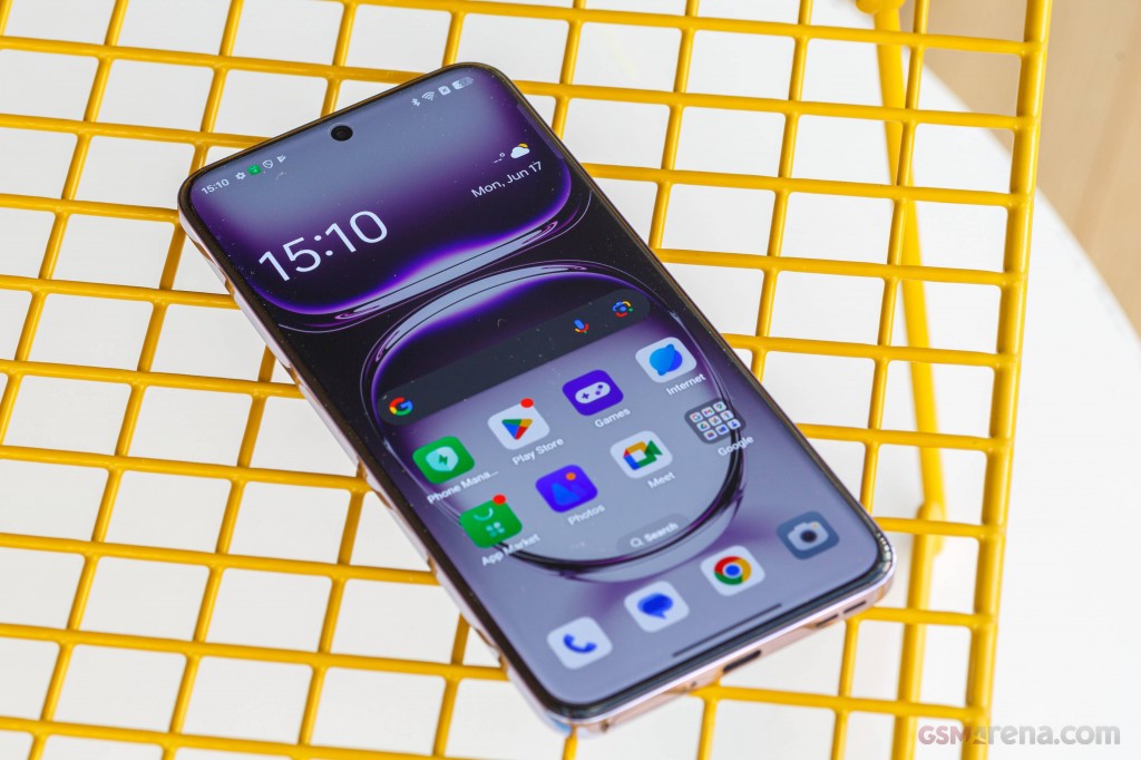 Oppo Reno12 Pro hands-on photo 8