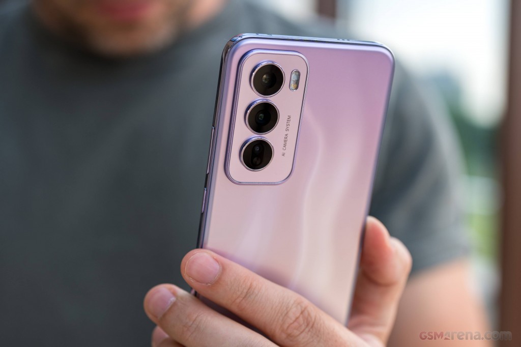 Oppo Reno12 Pro hands-on photo 10