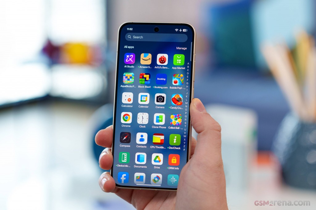 Oppo Reno13 hands-on photo 12