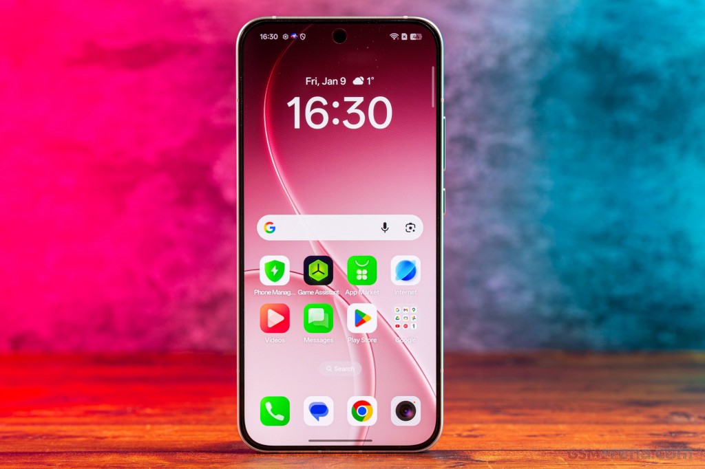 Oppo Reno15 hands-on photo 6