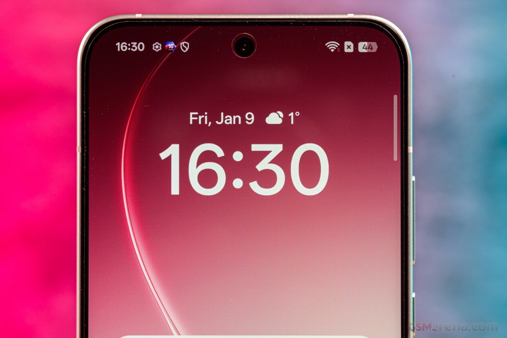 Oppo Reno15 hands-on photo 7