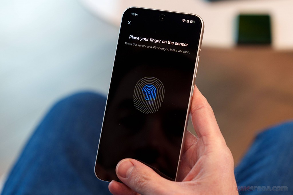 Oppo Reno15 hands-on photo 24