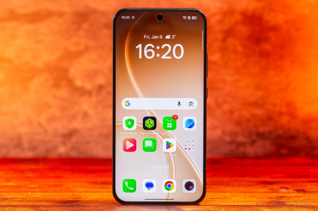 Oppo Reno15 Pro Mini hands-on photo 6