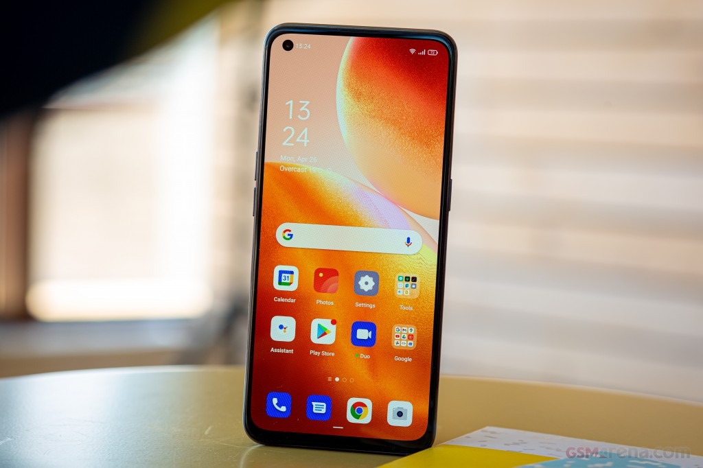 Oppo Reno5 5G hands-on photo 2