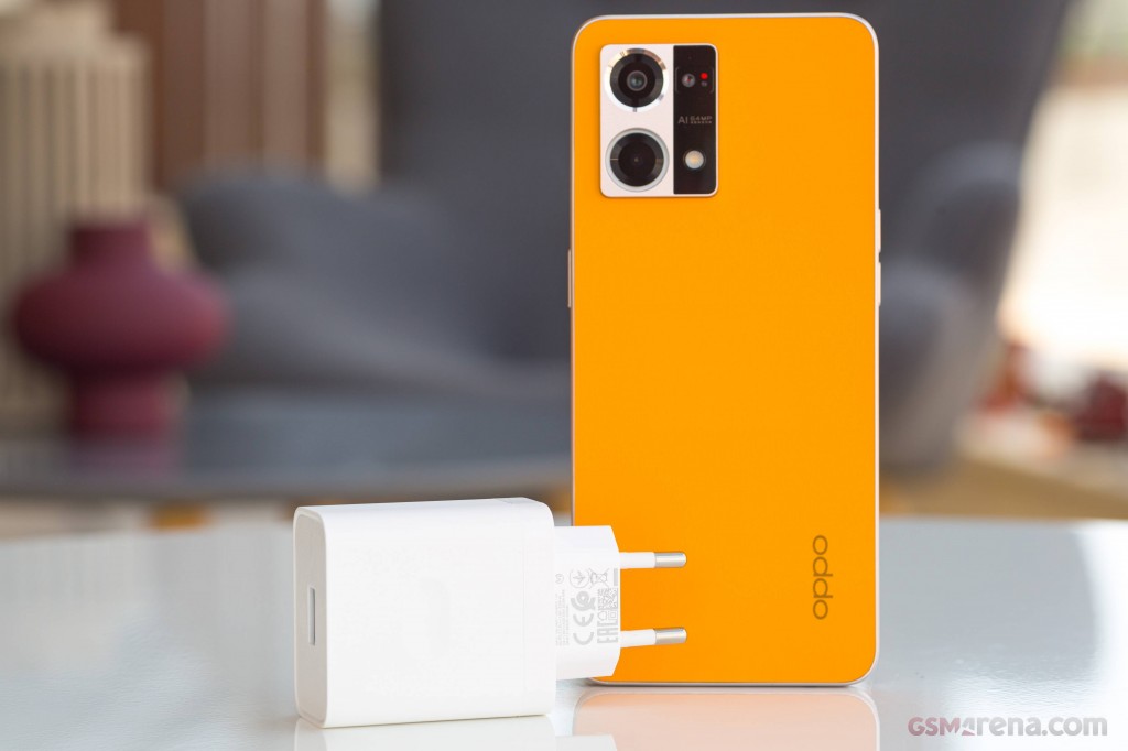 Oppo Reno7 hands-on photo 4
