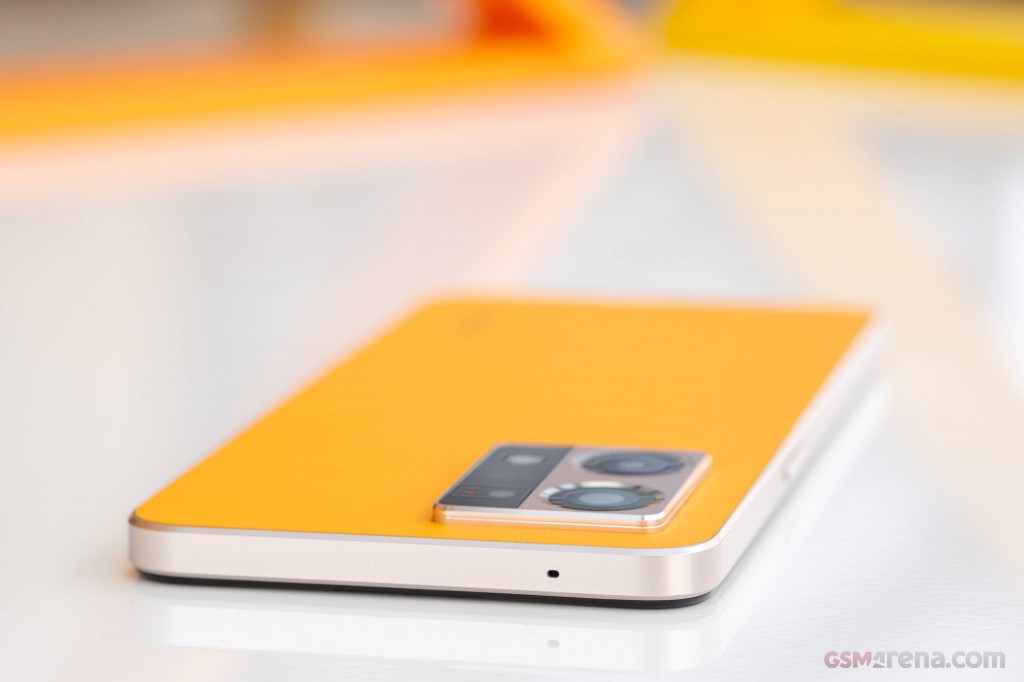 Oppo Reno7 hands-on photo 11