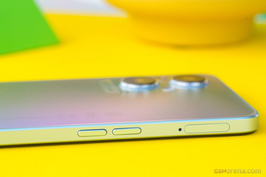 Oppo Reno7 Lite hands-on photo 11