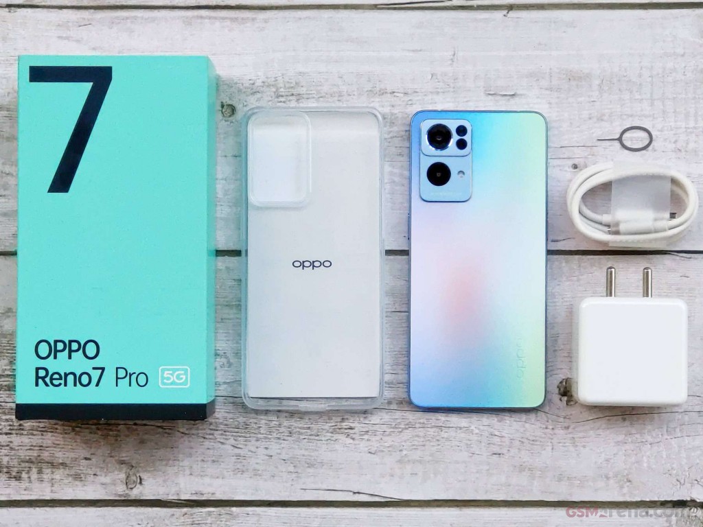 Oppo Reno7 Pro 5G hands-on photo 2