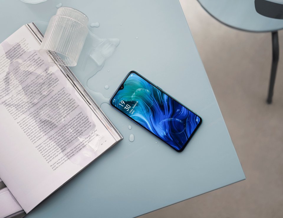 Oppo Reno A view 8