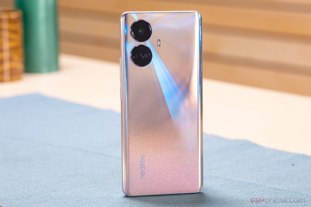 Realme 10 Pro+ hands-on photo 1
