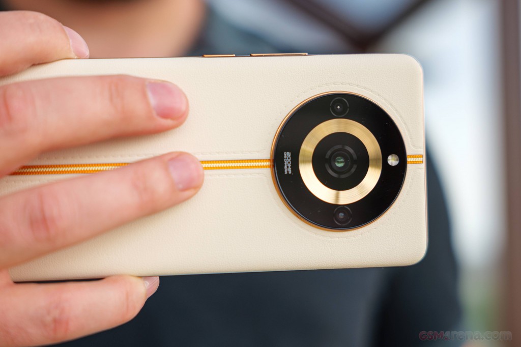 Realme 11 Pro+ hands-on photo 20
