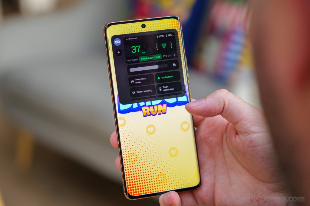 Realme 11 Pro+ hands-on photo 32