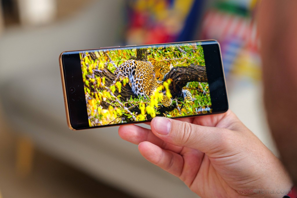 Realme 11 Pro+ hands-on photo 35