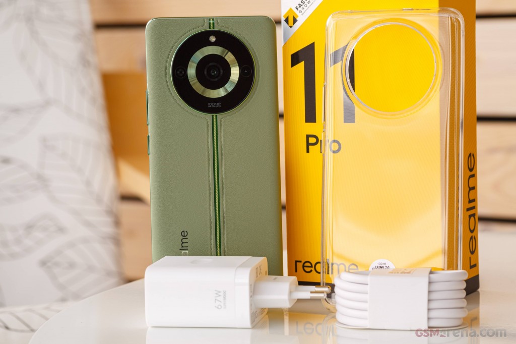 Realme 11 Pro hands-on photo 3