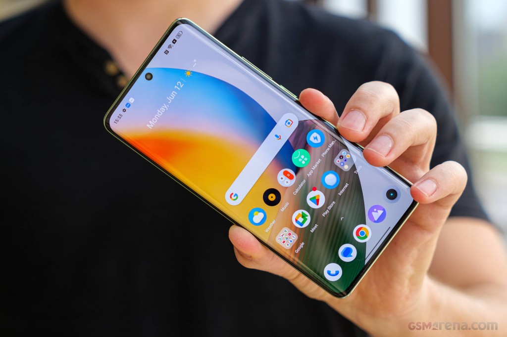 Realme 11 Pro hands-on photo 21