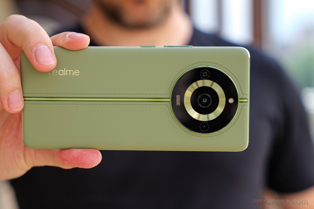 Realme 11 Pro hands-on photo 22
